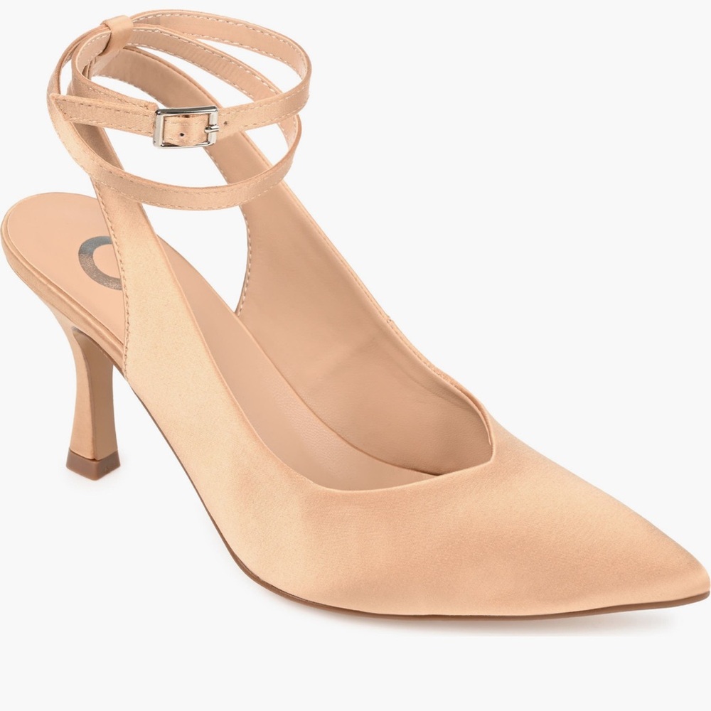 Journee Collection Marcella Pump